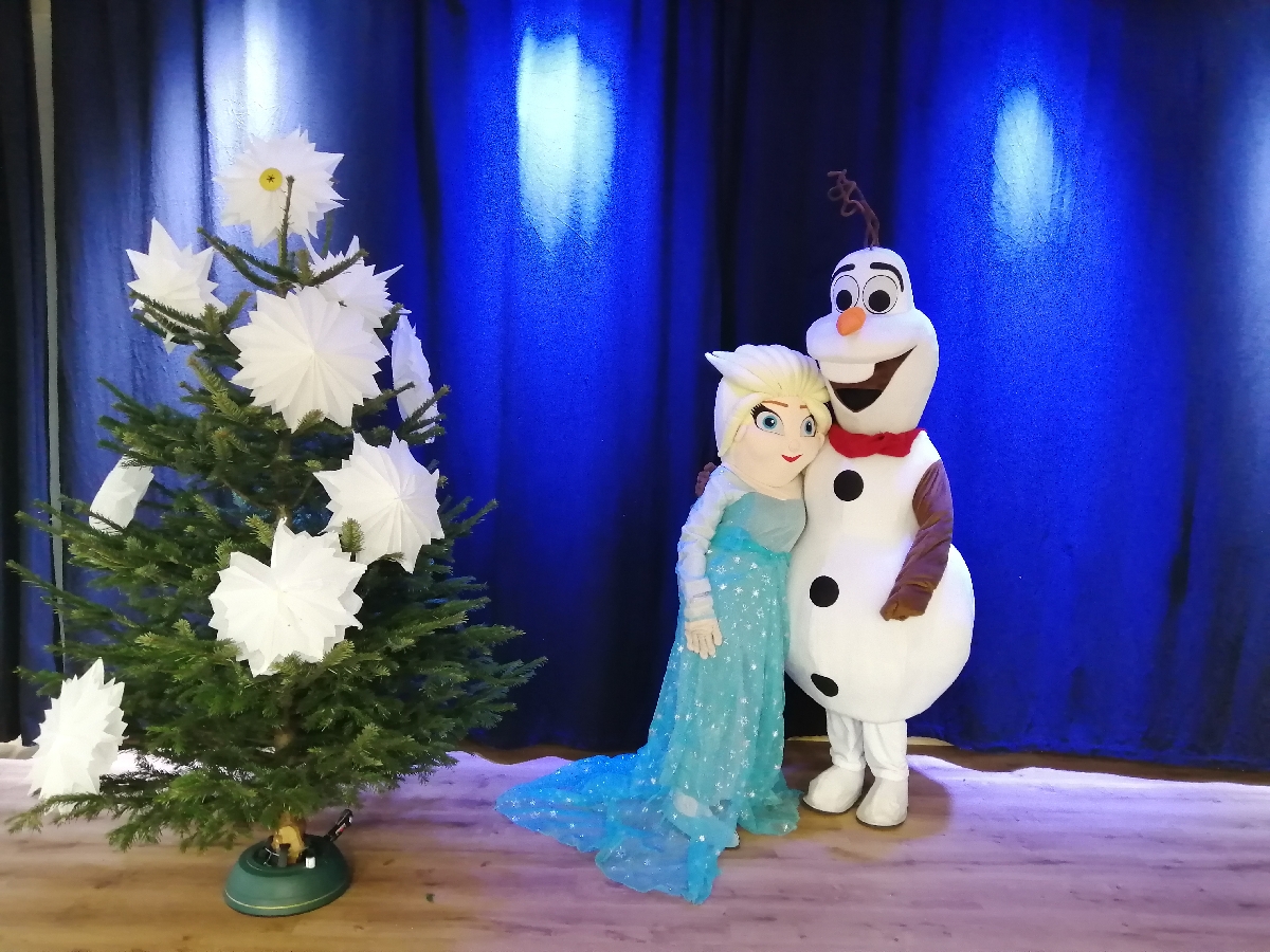 Elsa und Olaf Kostüme